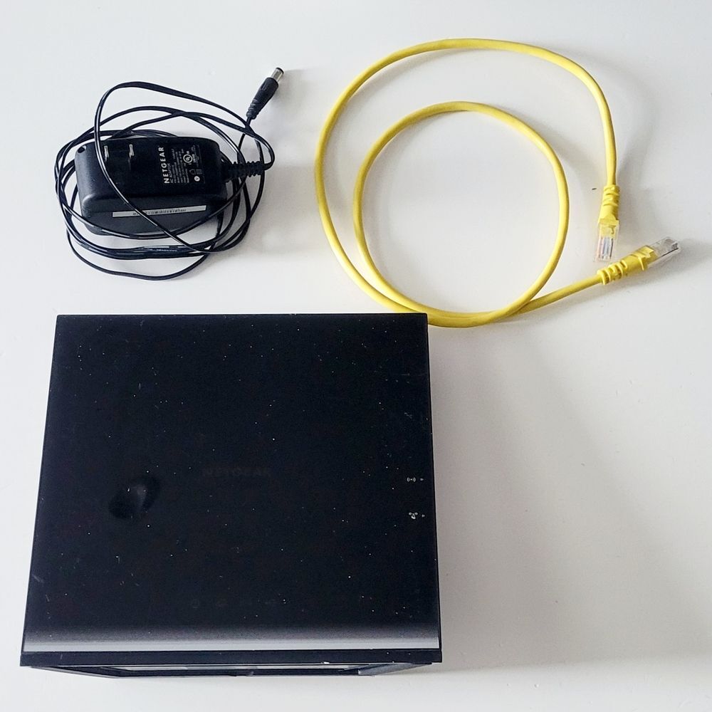 Netgear Black R6200v2 Router